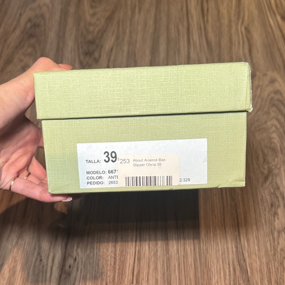 About Arianne Women's Olive Suede Mules - Picture 2 of 4